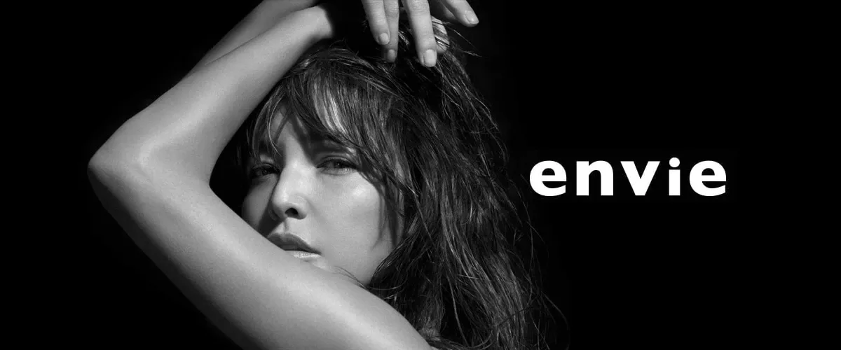 ENVIE 일본 컬러렌즈 브랜드