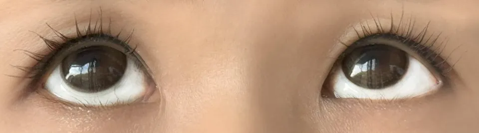 BABY MOTECON 베이비링브라운 착용 이미지