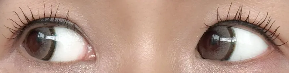 Honey Kiss 원데이 / 원먼스 15.0mm 츄룽캔디초코그레이 렌즈착용 이미지