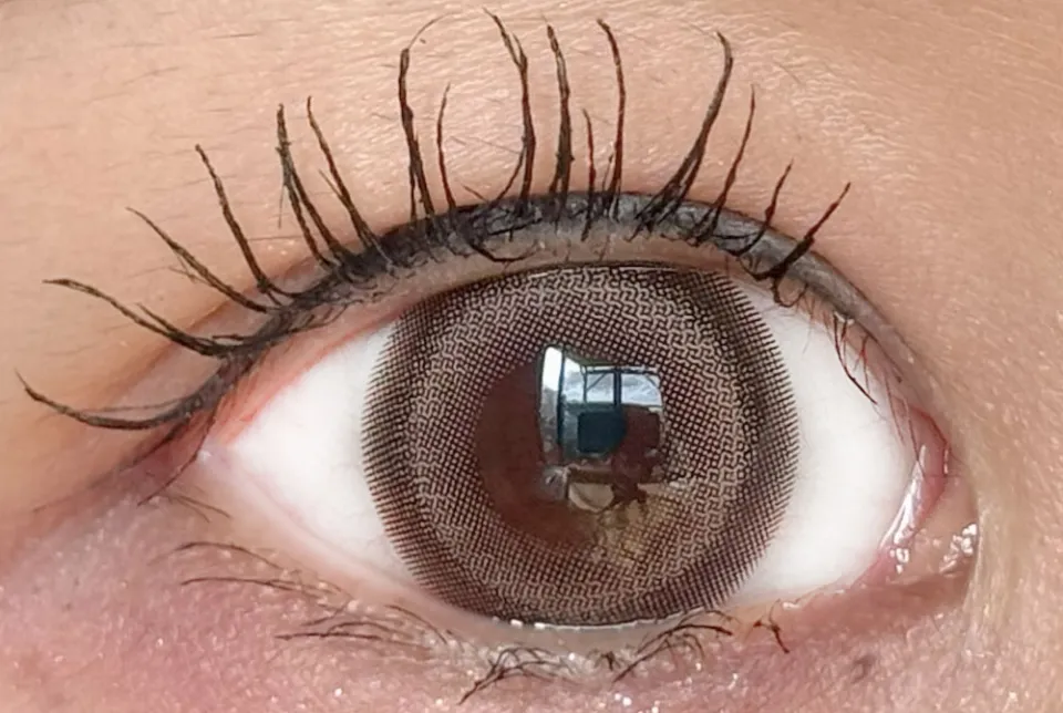Honey Kiss 원데이 / 원먼스 15.0mm 츄룽캔디초코그레이 렌즈착용 이미지