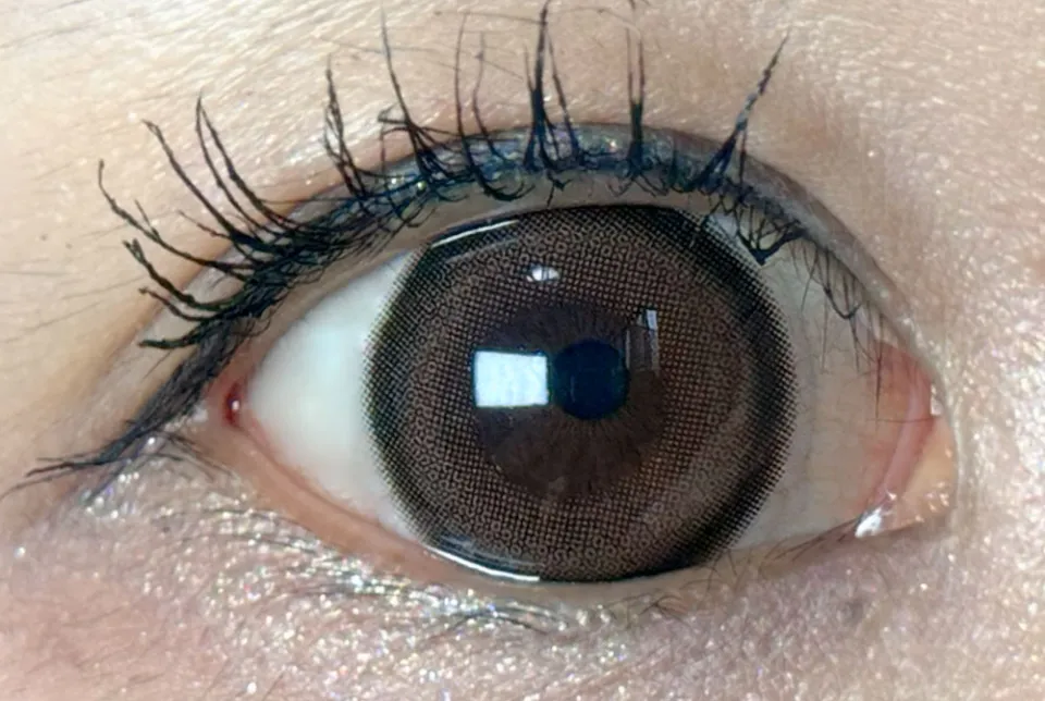 Uyu 우유 1day 코코브라운지 렌즈착용 이미지