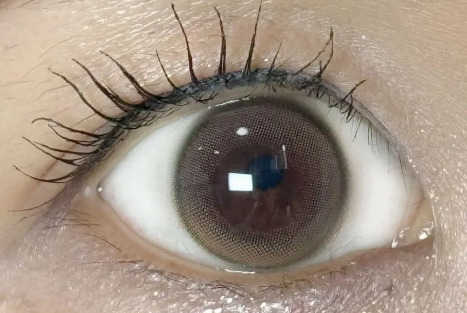 1day Refrear 실리콘하이드로겔 a-eye 에이아이 큐티베이지 렌즈착용이미지