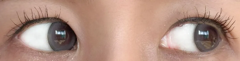 1day Refrear 실리콘하이드로겔 a-eye 에이아이 드라마틱그레이 렌즈착용 이미지