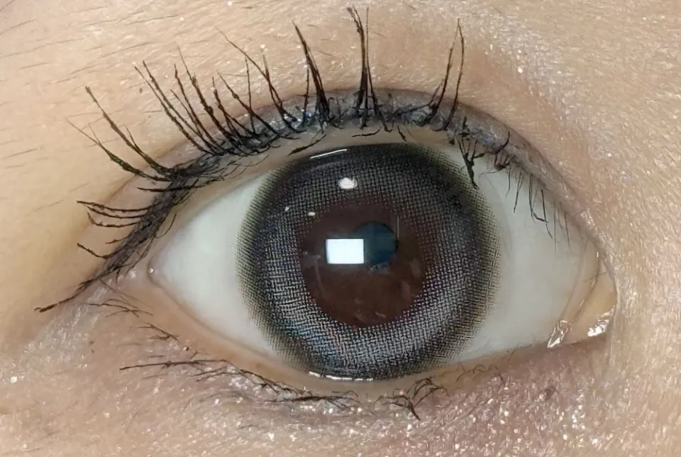eyestar 아이스타 1day 아이코닉그레이 렌즈착용이미지