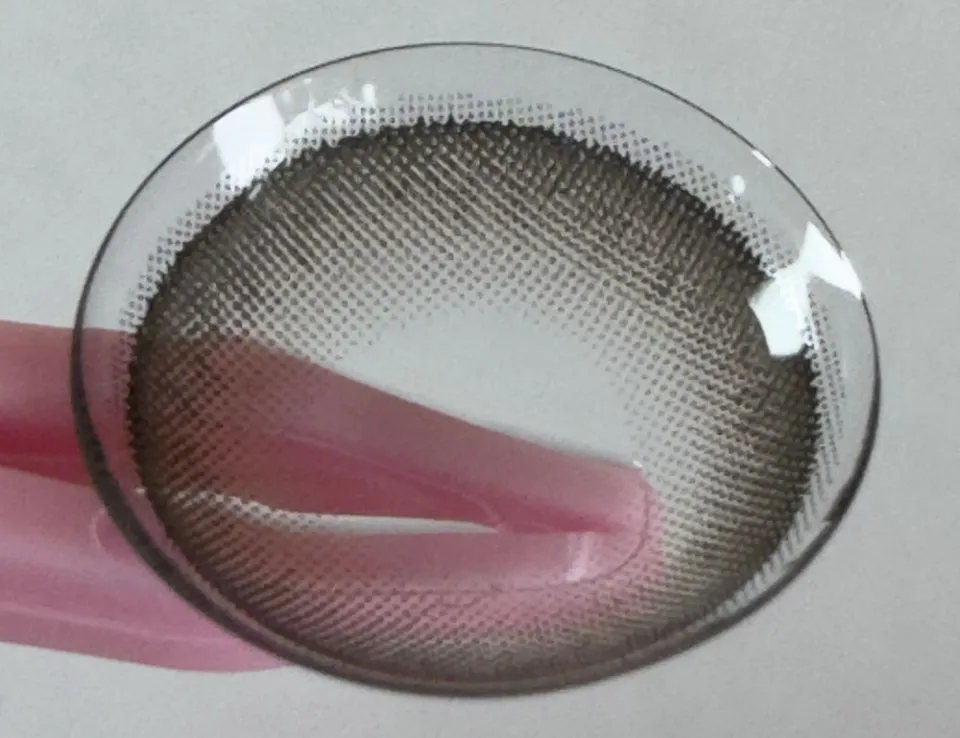 플러리원데이 논비리먼치킨 렌즈 이미지