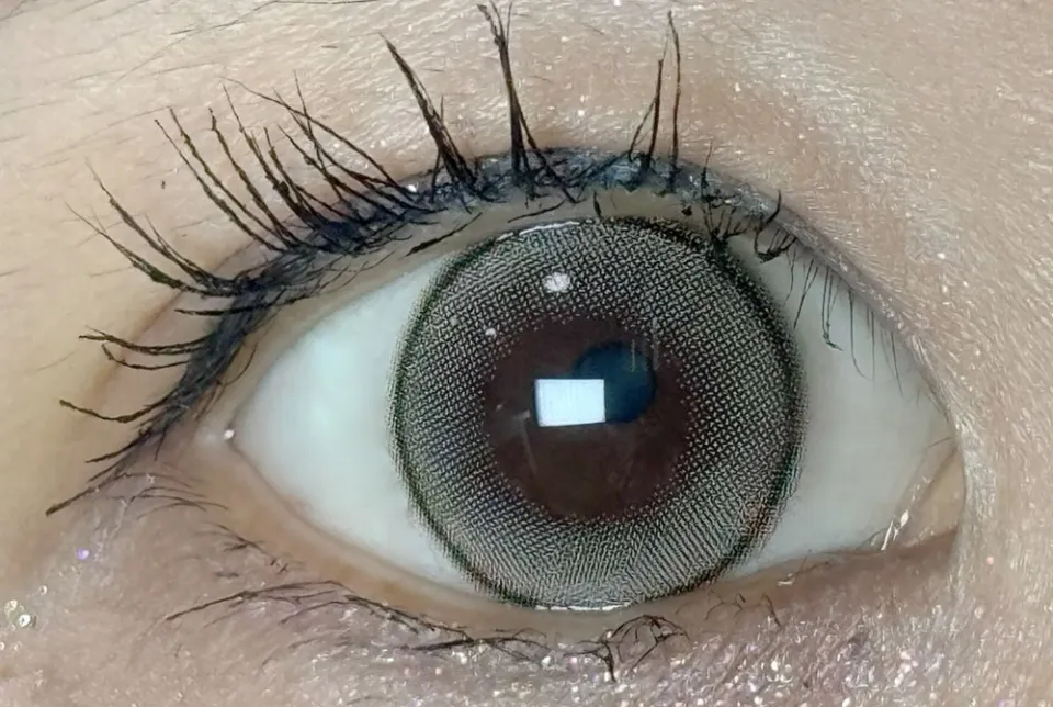 eyestar 아이스타 1day 데이글로우브라운 렌즈착용이미지