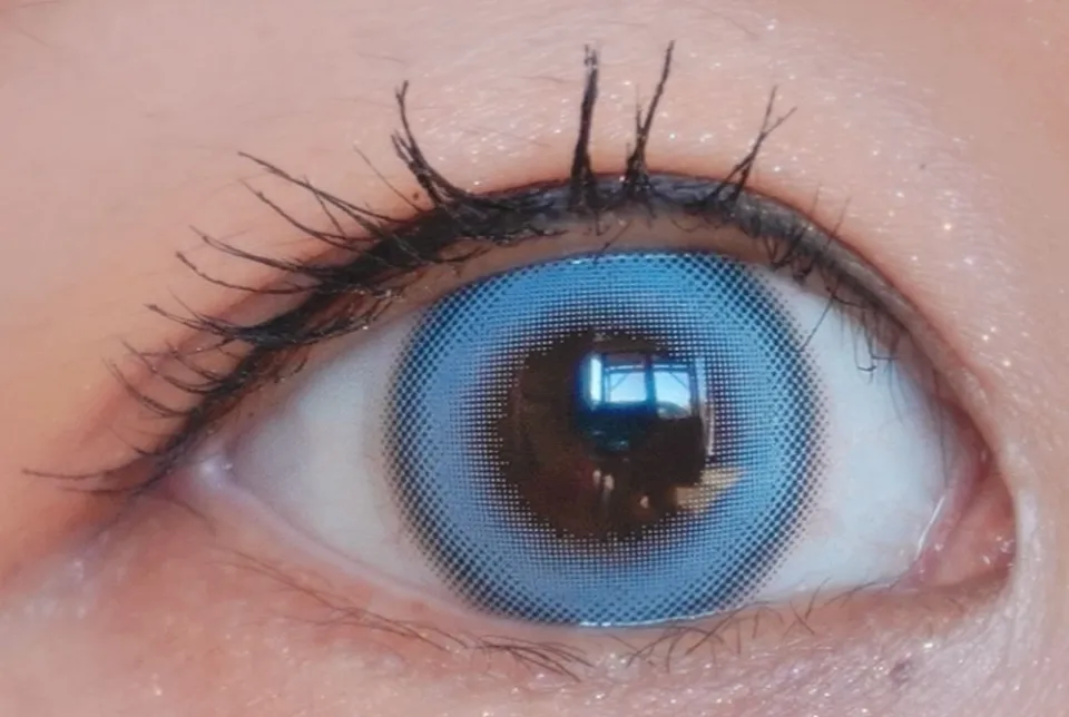 Eye Closet 아이클로젯 원데이 아쿠아모이스트UV 14.5mm 츠쿠요미블루 착용 이미지 